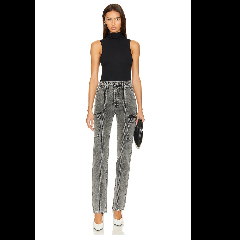 GRLFRND/Revolve Harper high rise slim cargo in Jones size 28!